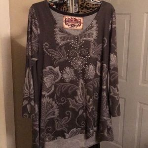 Light weight sweater material long tunic